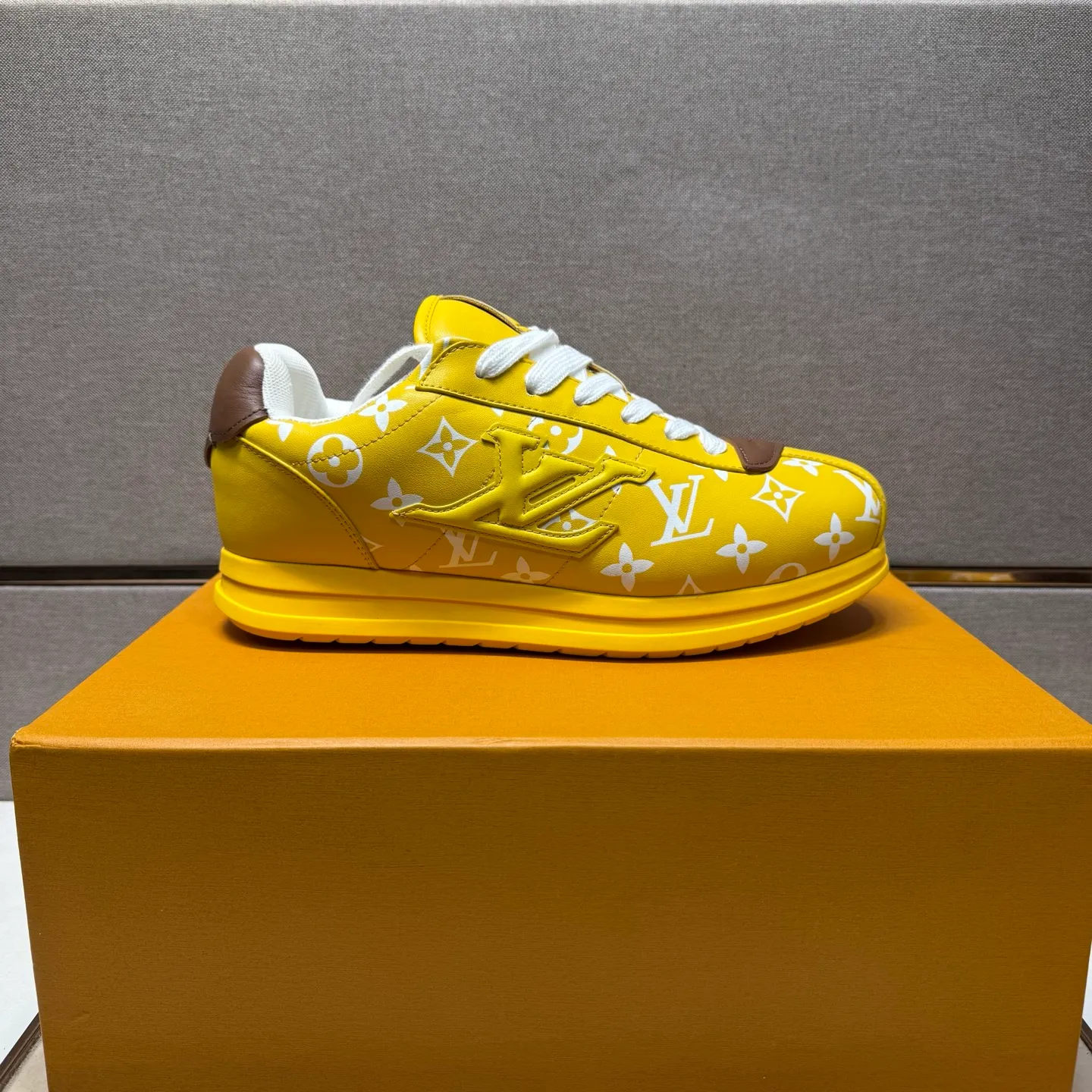 Men's men's shoes 💰pp560 [LV～] Men's casual shoes 2025z cabinet sales simultaneously 🔶Size: 38-44 #️⃣ 🔷5 colors🔜The upper is made of multi-material splicing➕Mesh lining, comfortable and breathable, sole: original comfortable and wear-resistant outsole, ⚠️real thing📱photographed🎬real thing is better📢📢📢